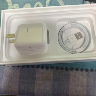 Apple純正　充電器セット　10W+ライトニングケーブル