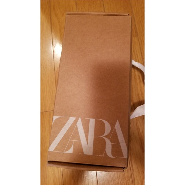 ZARA(ザラ)のZARA  バックル付きレザーモカシン レディースの靴/シューズ(スリッポン/モカシン)の商品写真