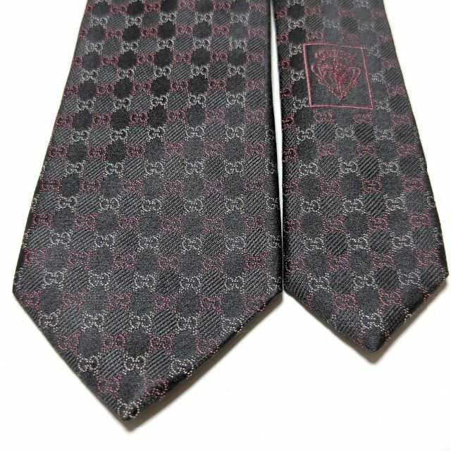 スーパーセール】 美品 GUCCI ネクタイ 人気シルバー 高級シルク GG柄
