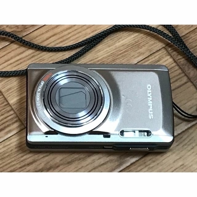 OLYMPUS(オリンパス)のオリンパス デジカメ μ-7040 14megapixel スマホ/家電/カメラのカメラ(コンパクトデジタルカメラ)の商品写真