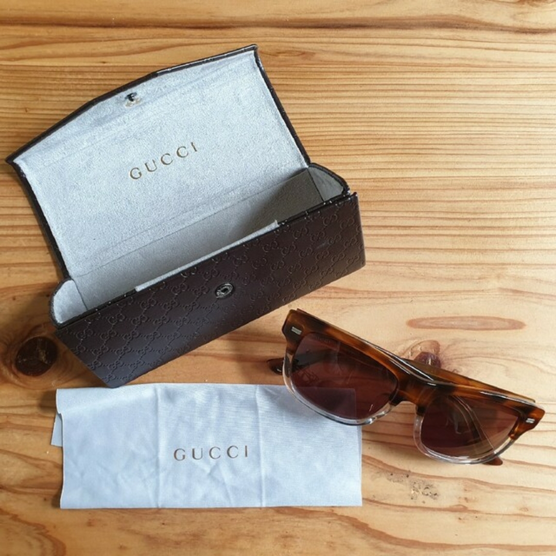 Gucci(グッチ)のグッチ　サングラス レディースのファッション小物(サングラス/メガネ)の商品写真