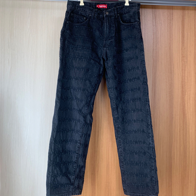 supreme Frayed Logos Regular Jeanデニム/ジーンズ