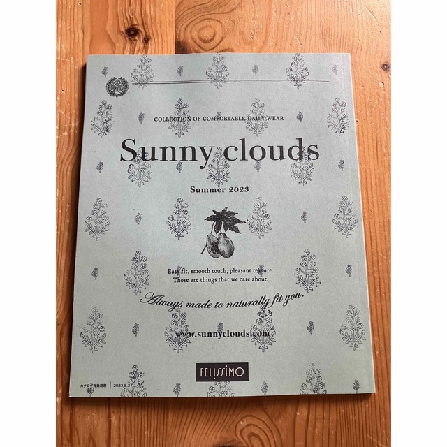 Sunny clouds（FELISSIMO）(サニークラウズ)のSunny clouds野の花刺繍ブラウス＋オマケ レディースのトップス(シャツ/ブラウス(長袖/七分))の商品写真