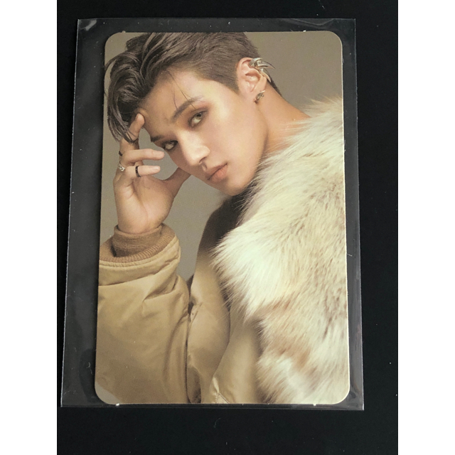 ATEEZ(エイティーズ)のATEEZ ウヨン TREASURE EP.2 Zero To Oneトレカ エンタメ/ホビーのCD(K-POP/アジア)の商品写真