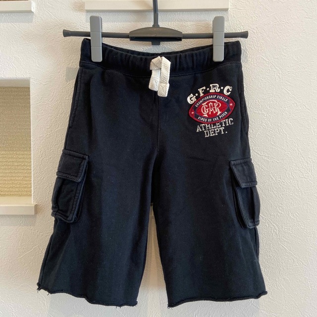 GAP Kids(ギャップキッズ)のGAP kids  スウェットハーフパンツ130 キッズ/ベビー/マタニティのキッズ服男の子用(90cm~)(パンツ/スパッツ)の商品写真