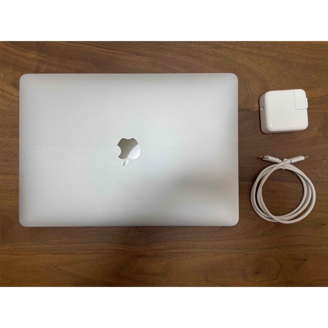 美品❗️MacBook Air 2020 M1チップ シルバー | vrealitybolivia.com