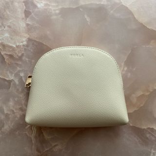 フルラ(Furla)のFURLA フルラ ポーチ オフホワイト(ポーチ)