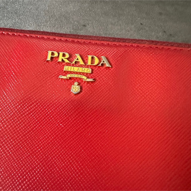 PRADA(プラダ)のPRADA 財布 レディースのファッション小物(財布)の商品写真