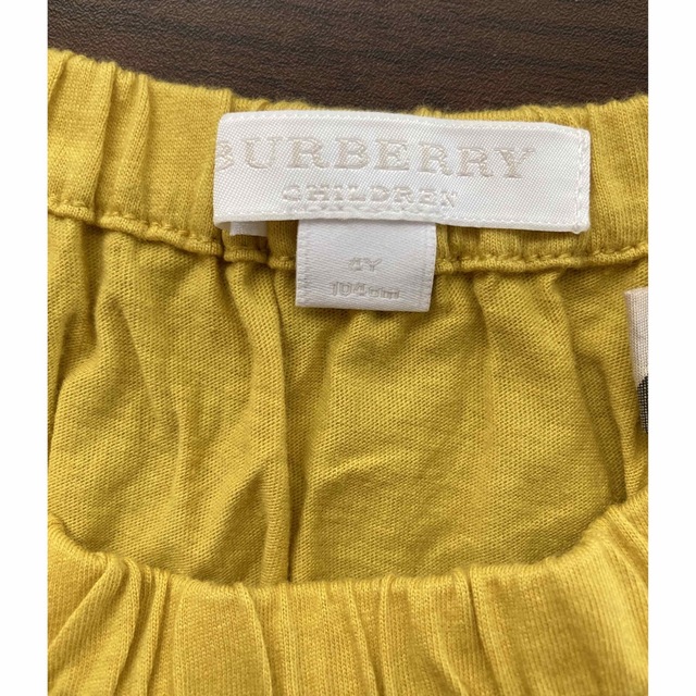 BURBERRY(バーバリー)のバーバリー　カットソー キッズ/ベビー/マタニティのキッズ服女の子用(90cm~)(Tシャツ/カットソー)の商品写真