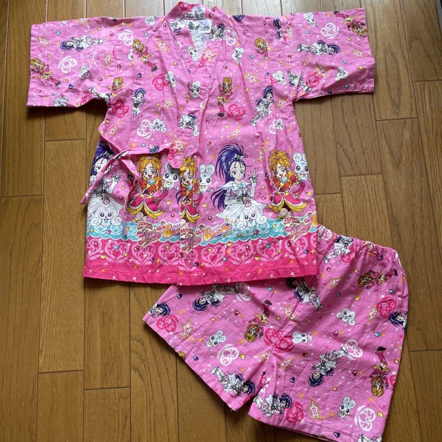 【六男様専用】子供服　甚平　プリキュア　ピンク　120サイズ キッズ/ベビー/マタニティのキッズ服女の子用(90cm~)(甚平/浴衣)の商品写真