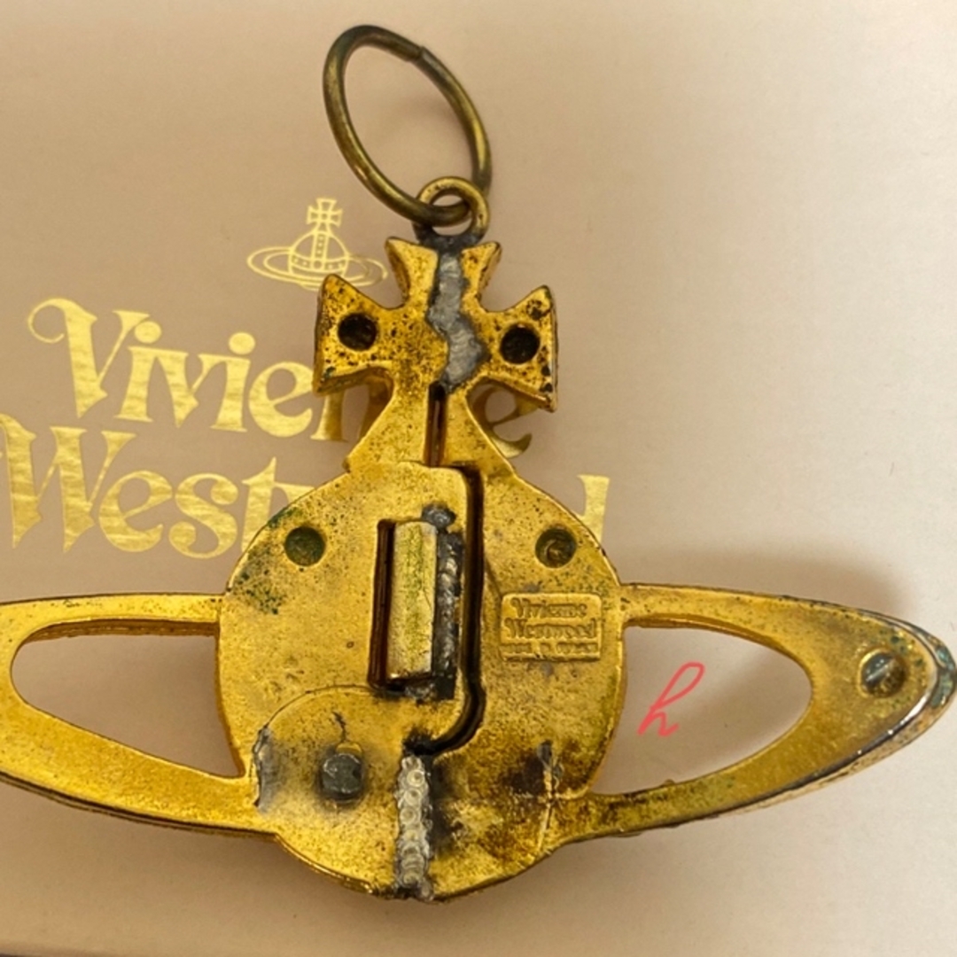 Vivienne Westwood(ヴィヴィアンウエストウッド)の✨️ヴィヴィアン✨️マルチカラー✨️オーブ ペンダント トップ レディースのアクセサリー(ネックレス)の商品写真