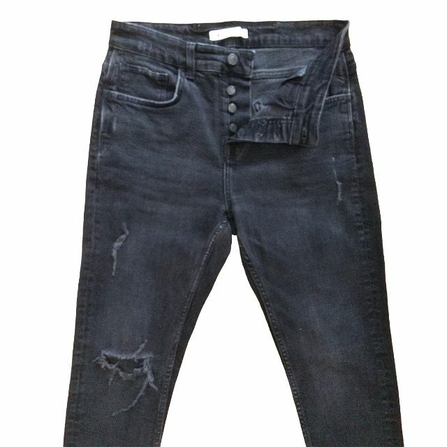 ZARA - ZARA MAN ストレッチ テーパードブラックデニムW32約80cm ZARA - ZARA MAN ストレッチ テーパードブラックデニムW32約80cm