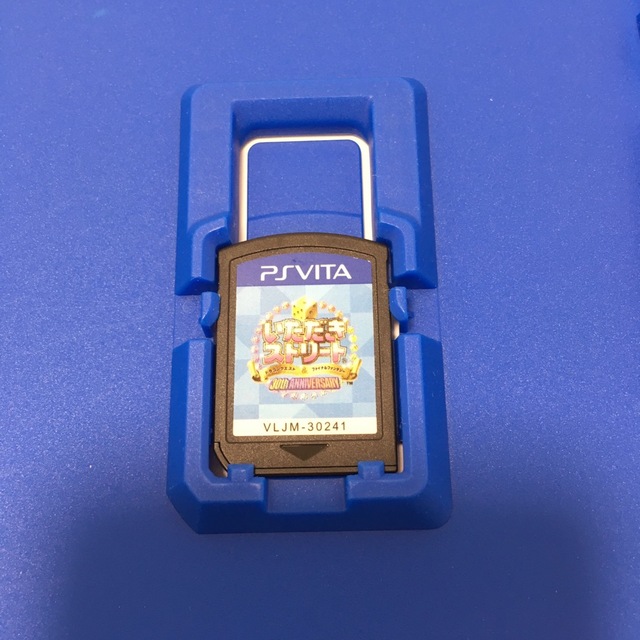 PlayStation Vita(プレイステーションヴィータ)のPS Vita いただきストリート ドラゴンクエスト＆ファイナルファンタジー エンタメ/ホビーのゲームソフト/ゲーム機本体(携帯用ゲームソフト)の商品写真