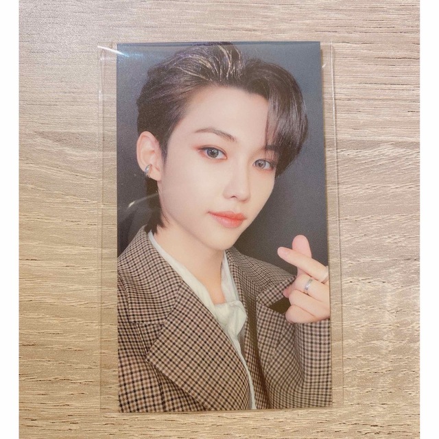 Stray Kids(ストレイキッズ)のstraykids thesound 封入トレカ　Felix フィリックス エンタメ/ホビーのCD(K-POP/アジア)の商品写真