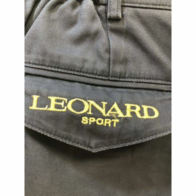 LEONARD(レオナール)のレオナール　スポーツ　ネイビー　パンツ レディースのパンツ(カジュアルパンツ)の商品写真