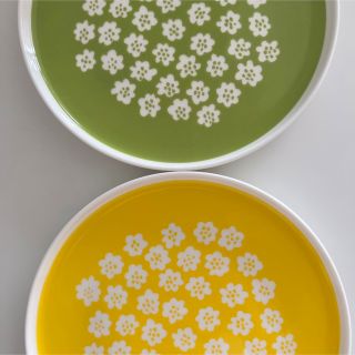 マリメッコ(marimekko)のmarimekko PUKETTI　プレート（イエロー・グリーン）(食器)