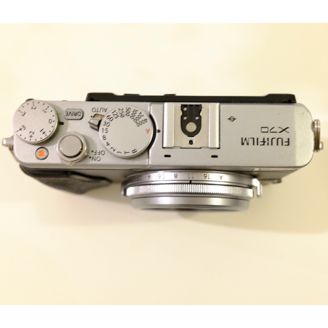 富士フイルム - 富士フイルム FUJIFILM X70 ジャンク カメラの 富士フイルム - 富士フイルム FUJIFILM X70 ジャンク カメラの