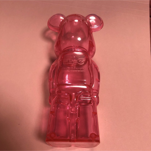 BE@RBRICK(ベアブリック)のベアブリック　レッド エンタメ/ホビーのおもちゃ/ぬいぐるみ(キャラクターグッズ)の商品写真