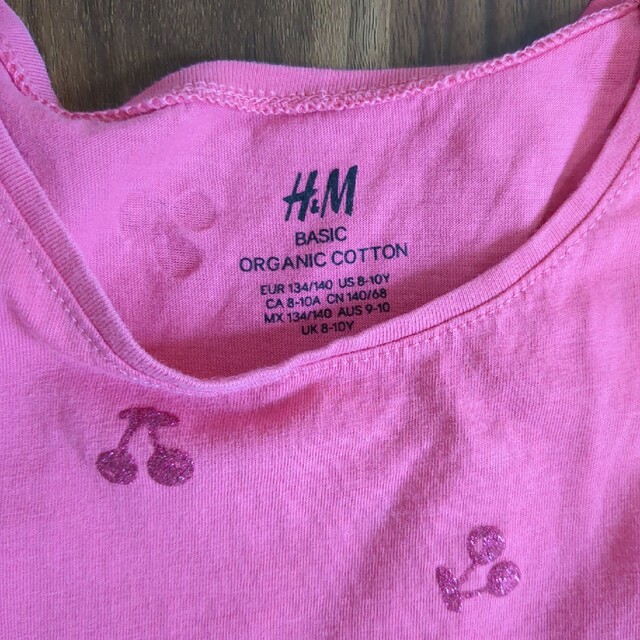 H&M(エイチアンドエム)の【H&M】キッズ女のコ8-10才（130cmくらい）ピンクワンピース キッズ/ベビー/マタニティのキッズ服女の子用(90cm~)(ワンピース)の商品写真