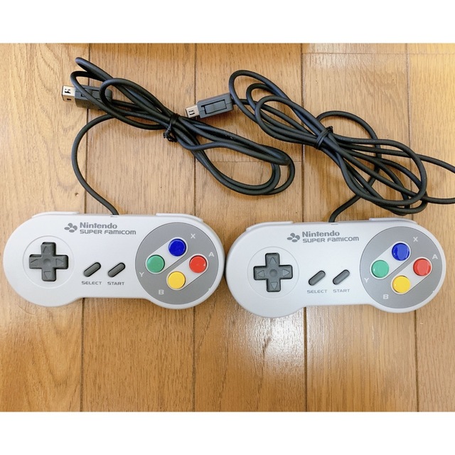 任天堂(ニンテンドウ)のスーパーファミコンミニ エンタメ/ホビーのゲームソフト/ゲーム機本体(家庭用ゲーム機本体)の商品写真