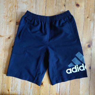 アディダス(adidas)のadidas　ショートパンツ　黒　男の子　140cm(パンツ/スパッツ)