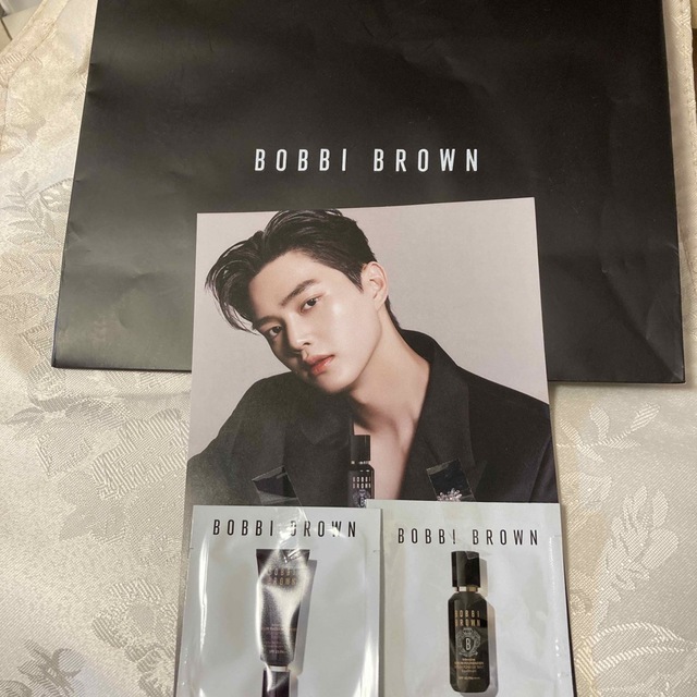 BOBBI BROWN(ボビイブラウン)のBOBBI BROWN ショッパー　サンプルセット コスメ/美容のキット/セット(サンプル/トライアルキット)の商品写真