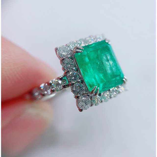 9.7g★3.78ct★✨大粒エメラルド1.1ctダイヤモンドプラチナリング指輪