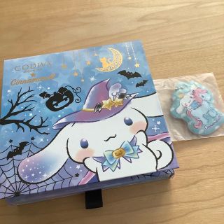 ゴディバ(GODIVA)のGODIVA ハロウィン　シナモンロール　空箱(キャラクターグッズ)