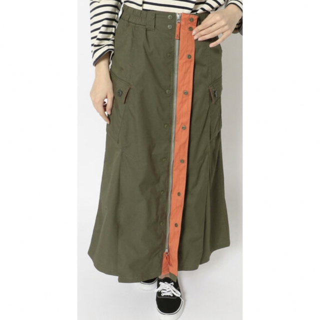 AVIREX(アヴィレックス)の新品タグ付きAVIREXのロングスカート レディースのスカート(ロングスカート)の商品写真
