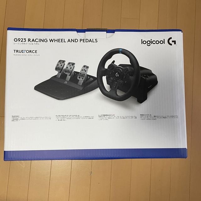 Logicool(ロジクール)のLogicool G923 (PlayStationおよびPC用) 未開封品 エンタメ/ホビーのゲームソフト/ゲーム機本体(その他)の商品写真