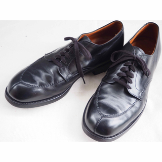 オールデン(Alden)の90s ALDEN 67 V tip dress shoes (ドレス/ビジネス)