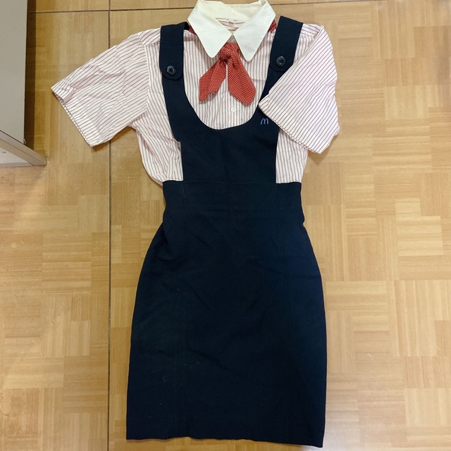 マクドナルド スター STAR ユニフォーム スタユニ コスプレ 制服-