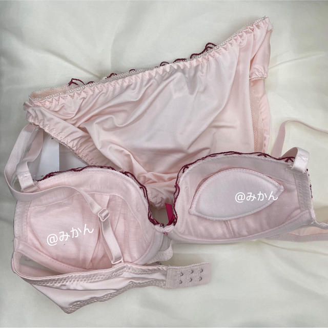 華やか✨️♥️ビューティフルダリアブラショーツセット(ピンク) レディースの下着/アンダーウェア(ブラ&ショーツセット)の商品写真