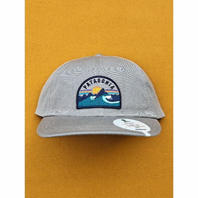 patagonia(パタゴニア)のパタゴニア Trad Cap BOARDIE BADGE キャップ DFTG メンズの帽子(キャップ)の商品写真