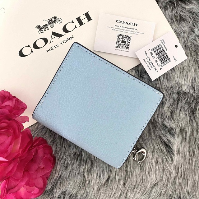 coachコーチ折りたたみ新品　レディースのブルー色新品財布