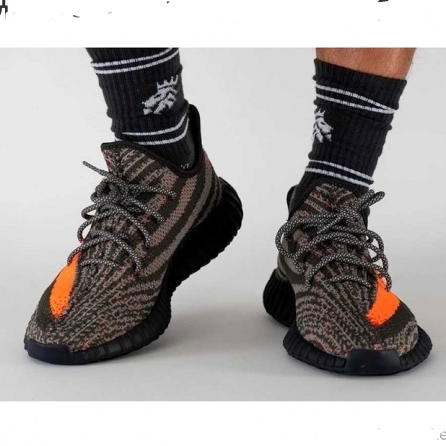 adidas - adidas YEEZY Boost 350 V2 Carbon Belugaの通販 by XL以上 ...
