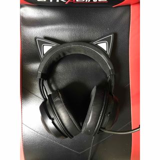 レイザー(Razer)のrazer 猫耳　ヘッドホン　中古品(ヘッドフォン/イヤフォン)