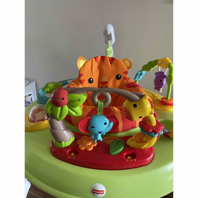 Fisher-Price(フィッシャープライス)の【美品】フィッシャープライスレインフォレスト･ジャンパルー2 キッズ/ベビー/マタニティのおもちゃ(その他)の商品写真