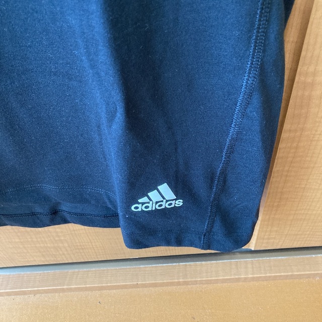 adidas(アディダス)のadidas アディダス Tシャツ スポーツ/アウトドアのランニング(ウェア)の商品写真