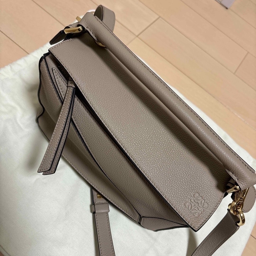 LOEWE(ロエベ)の【Mee様専用】新品未使用　ロエベ　パズル　スモール　サンド レディースのバッグ(ショルダーバッグ)の商品写真