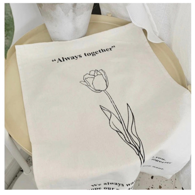 ZARA HOME(ザラホーム)のAlways together チューリップ タペストリー 韓国　北欧 エンタメ/ホビーの美術品/アンティーク(絵画/タペストリー)の商品写真