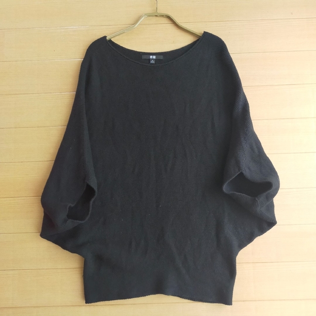 UNIQLO(ユニクロ)のユニクロ　3Dコットンドルマンスリーブ セーター（7分袖）黒 M レディースのトップス(カットソー(半袖/袖なし))の商品写真
