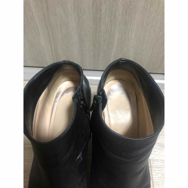 Christian Louboutin(クリスチャンルブタン)のクリスチャンルブタン ブラック×ウェッジソール ショートブーツ レディースの靴/シューズ(ブーツ)の商品写真