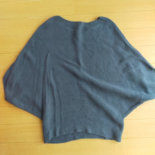 UNIQLO(ユニクロ)のユニクロ　3Dコットンドルマンスリーブ セーター（7分袖）ネイビーブルー M レディースのトップス(カットソー(半袖/袖なし))の商品写真