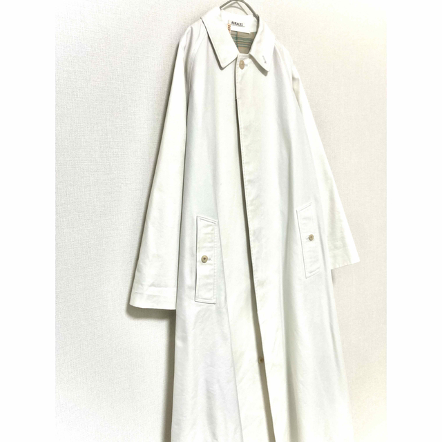 AURALEE(オーラリー)のオーラリー　AURALEE ステンカラーコート  トレンチ　コットン　レディース メンズのジャケット/アウター(ステンカラーコート)の商品写真