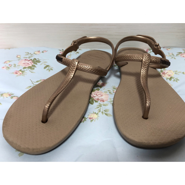 havaianas(ハワイアナス)の10日までSALE❤️ハワイアナス ビーチサンダル フリーダムゴールド レディースの靴/シューズ(ビーチサンダル)の商品写真