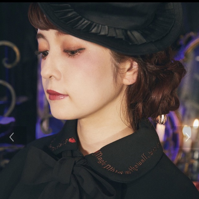 Maison de FLEUR - メゾンドフルール 女王ケープ 青木美沙子 Maison de FLEUR - メゾンドフルール 女王ケープ 青木美沙子