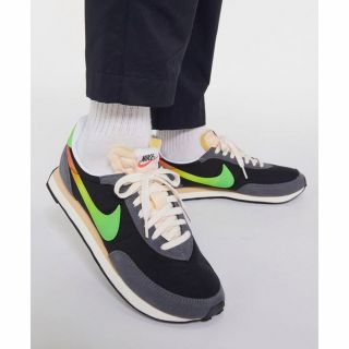 ナイキ(NIKE)の【新品】NIKE WAFFLE TRAINER 2  (スニーカー)