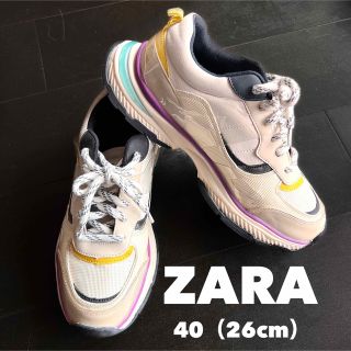 ザラ(ZARA)のZARA 40（26cm）ビニールコーティングディテールスニーカー(スニーカー)