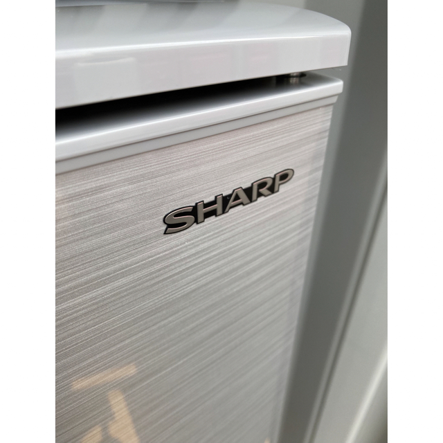 SHARP(シャープ)のC5563★2019年製美品★シャープ冷蔵庫　右、左開き　一人暮らし　洗濯機 スマホ/家電/カメラの生活家電(冷蔵庫)の商品写真